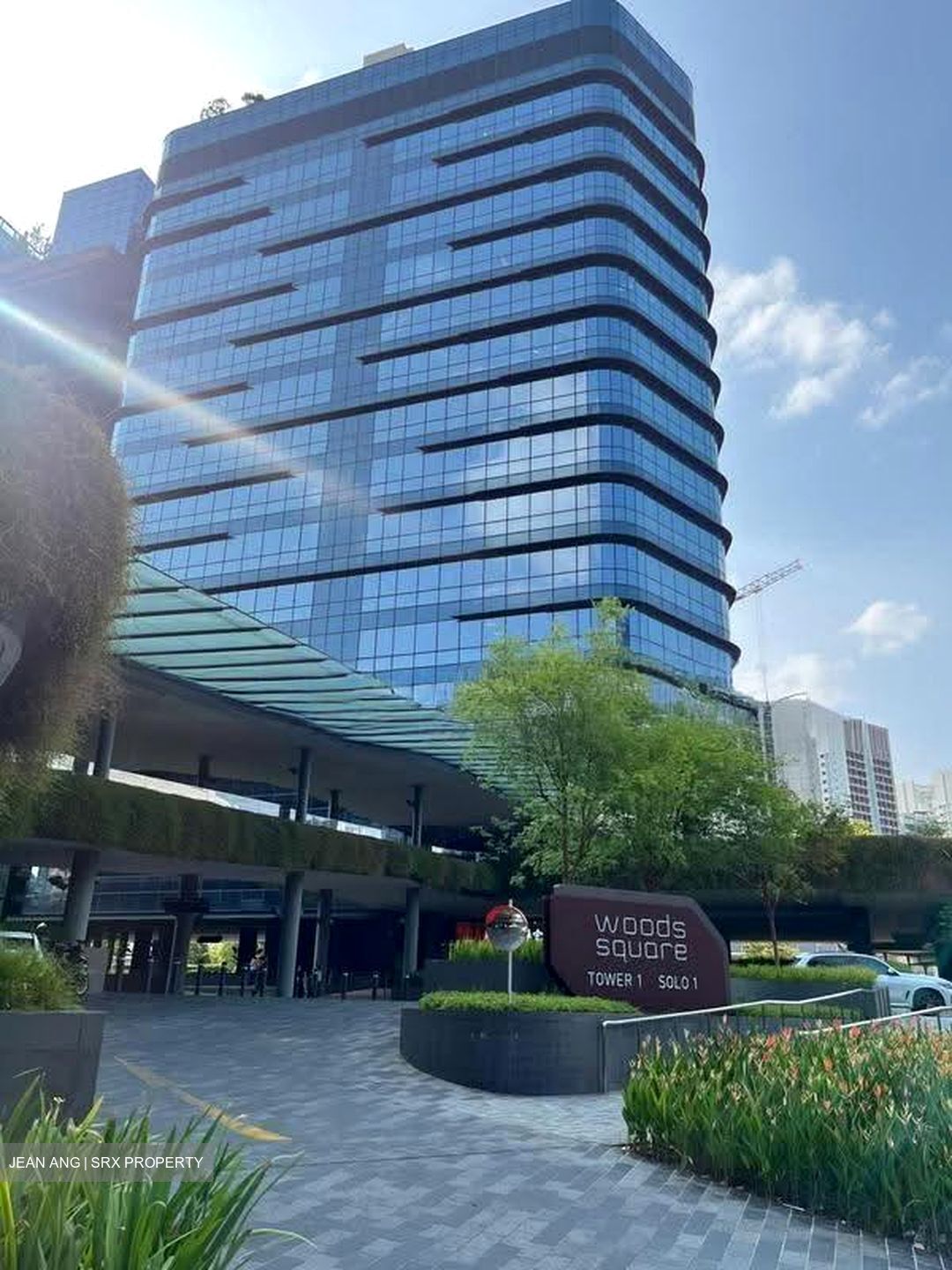 Woods Square (D25), Office #613754641